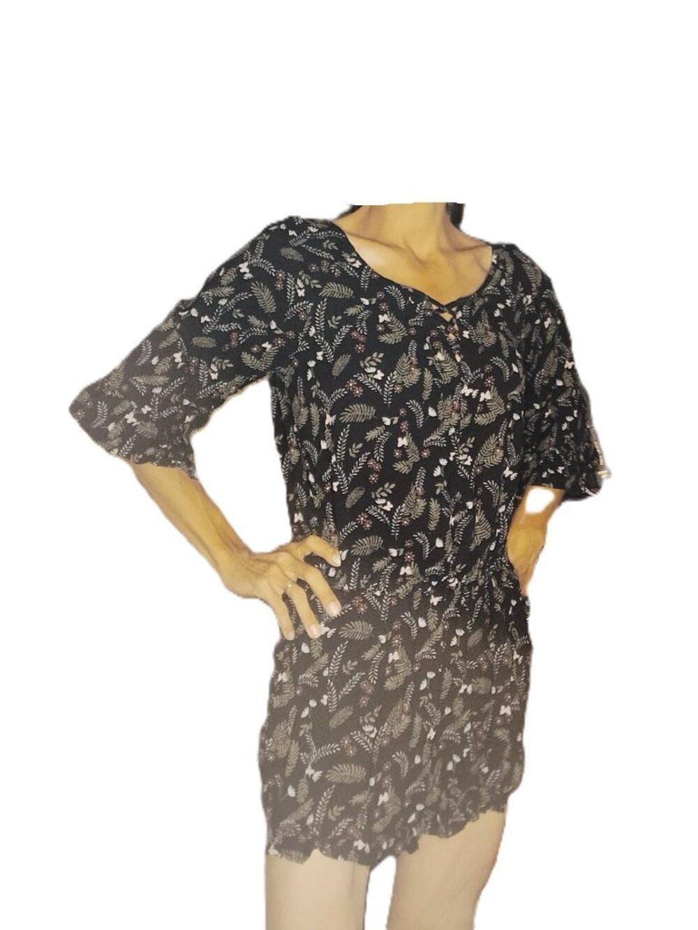 True Craft Black Floral Romper Size M | Ruffle Sleeves & Criss Cross Neck